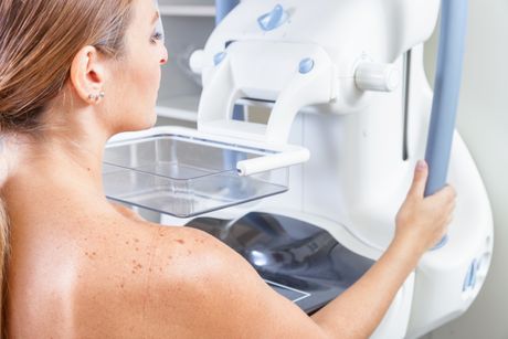 mamografija, zene, dojka, pregled, lekar, rak dojke