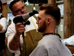 hairdresser frizer, frizure