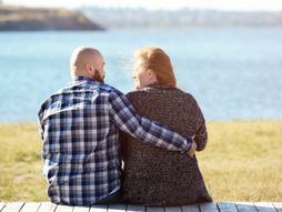 par zaljubljeni muz zena debeluce debeljuca gojaznost i ljubav