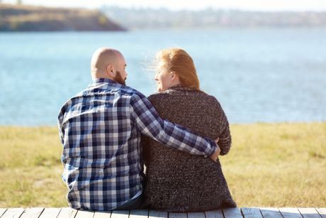 par zaljubljeni muz zena debeluce debeljuca gojaznost i ljubav par zaljubljeni muz zena debeluce debeljuca gojaznost i ljubav