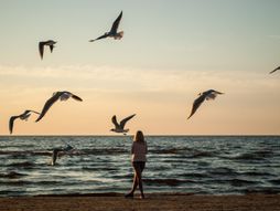 usamljenost, usamljena žena