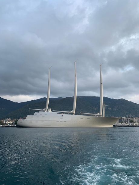 Andrej i Sandra Meljničenko, brod Andrej i Sandra Meljničenko, brod
