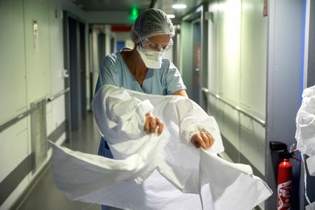Pacijent bolesnik doktori sestre bolnica koronavirus Pacijent bolesnik doktori sestre bolnica koronavirus