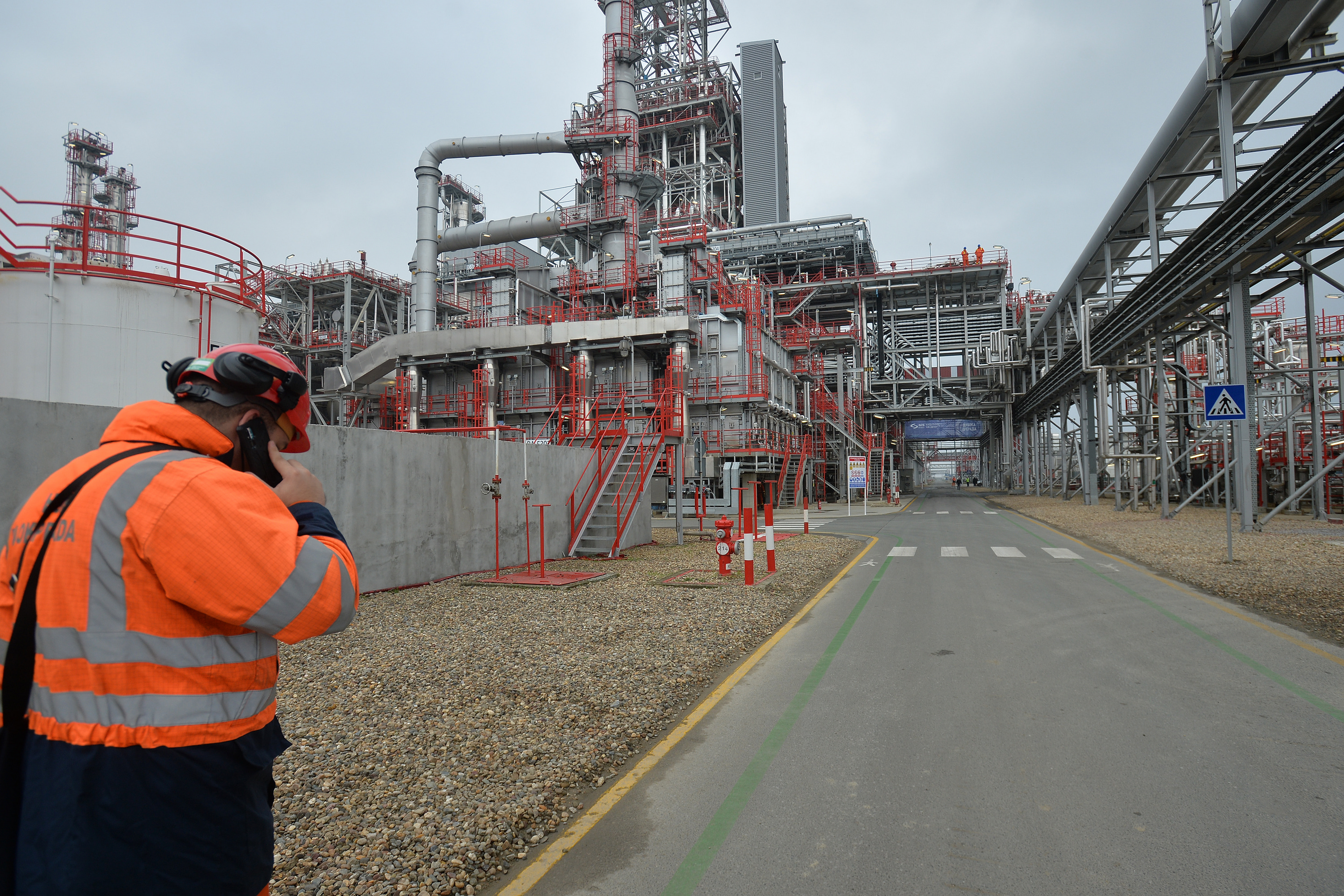 Kojić: "Rafinerija u Pančevu jedan od stubova energetske bezbednosti Srbije, opstaće bez obzira na vlasništvo"