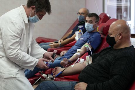 DAVAOCI KRV MED Dobrovoljni davaoci krvi, Institut za transfuziju krvi Srbije