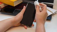 Tastatura i mobilni telefon su "skladište" virusa i bakterija: Kako ih pravilno očistiti?