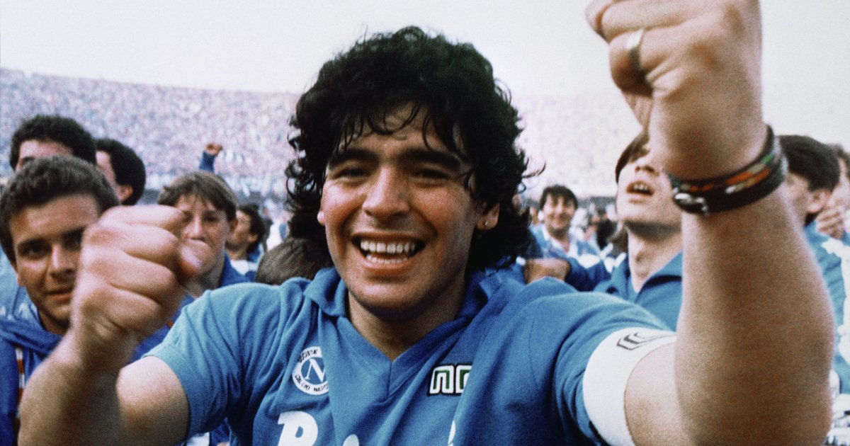 ꪖకꪶỉ♉ on X: legendary langirt #legendary #maradona #zidane