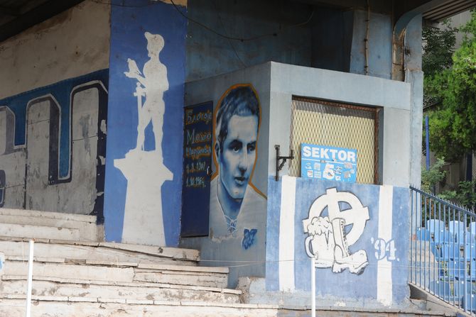 Omladinski Stadion, Karaburma, OFK Beograd