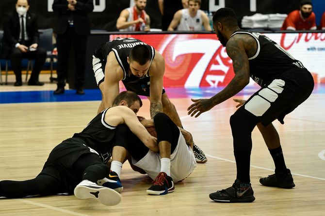 KK Partizan - KK Bahčešehir