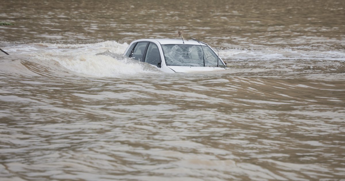 Automobil sleteo u reku kod restorana Lido, muškarac spašen