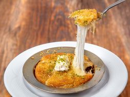 Turski dezert kadaif baklava pistaći sir slatko