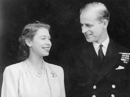 Kraljica Elizabeta, Princ Filip