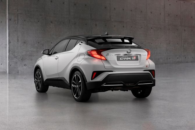 Toyota C-HR GR Sport Toyota C-HR GR Sport