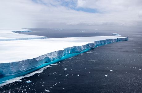 Antarctic Iceberg Antarktik ledeni breg