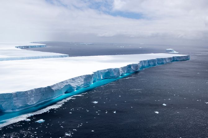 Antarctic Iceberg Antarktik ledeni breg