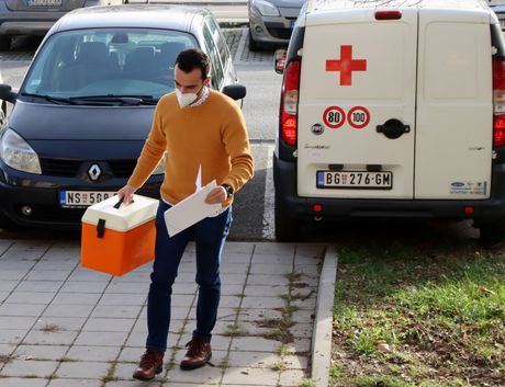 Gerontološki centar Novi Sad vakcina