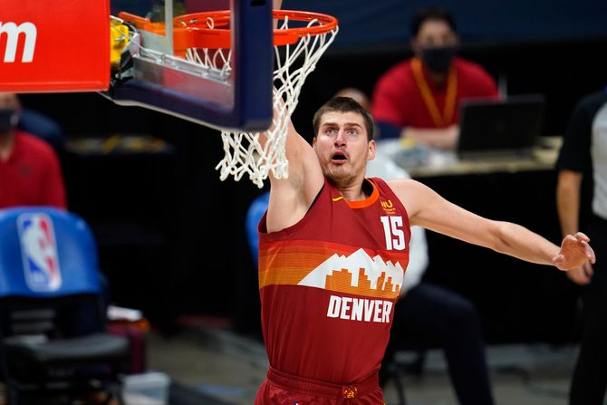 Nikola Jokić, Kavaj Lenard Nikola Jokić, Kavaj Lenard