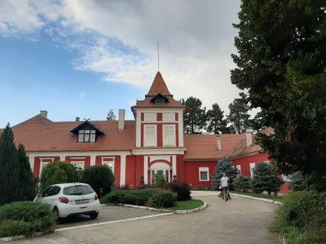 Kaštel, Ečka