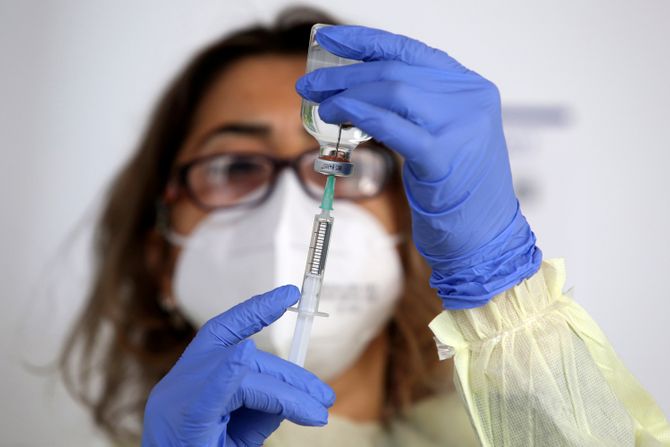 Pfizer BioNTech Fajzer Biotek vakcina koronavirus Pfizer BioNTech Fajzer Biotek vakcina koronavirus