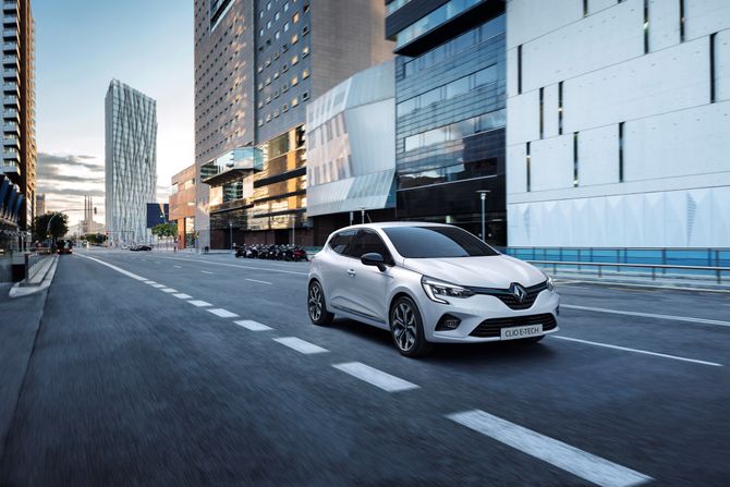 Renault CLIO E-TECH