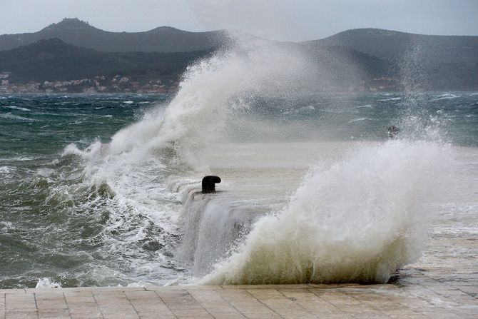 Zadar Hrvatska nevreme Jadransko more oluja talasi