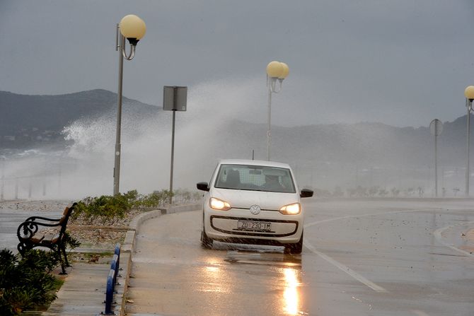 Zadar Hrvatska nevreme Jadransko more oluja talasi