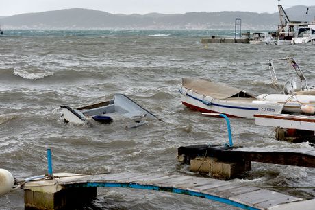 Zadar Hrvatska nevreme Jadransko more oluja talasi