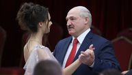 Lukašenkov "bataljon lubenica": Kako se predsednik Belorusije okružio lepoticama i dao im funkcije