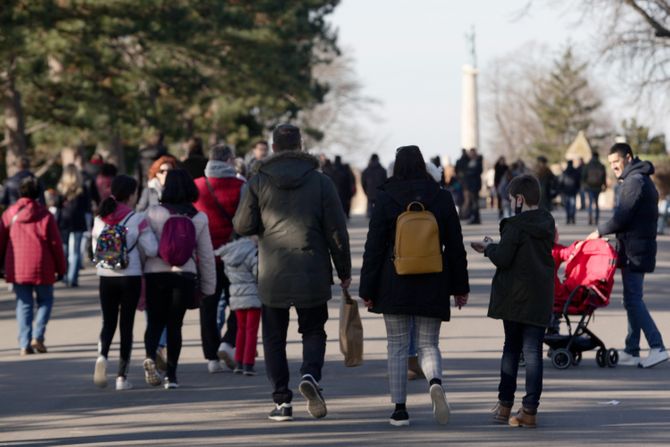 Beograd gužva na ulicama lepo vreme