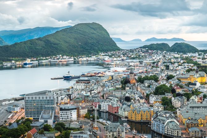 Alesund, Norveška