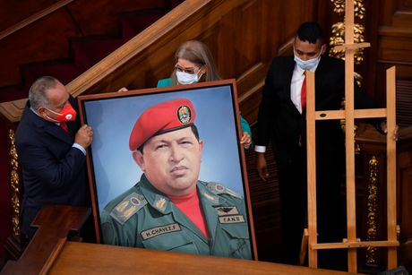 Hugo Chavez, Ugo Čavez