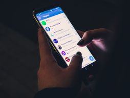 Telegram, aplikacija, telefon