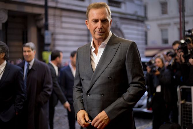 Kevin Costner, Kevin Kostner