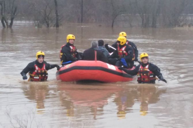 Poplave, spasavanje