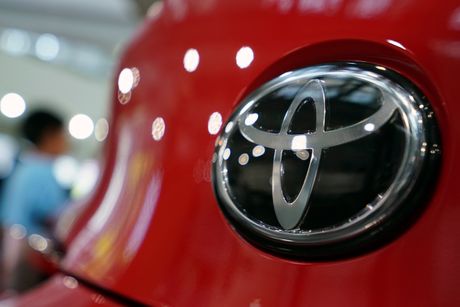 Toyota kompanija logo