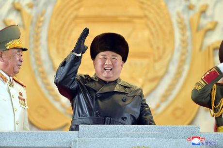 Kim Džong Un, Severna Koreja, Pjongjang, vojna smotra, vojna parada