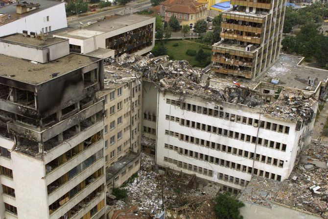 Priština NATO bombardovanje 1999