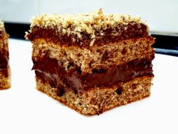 krem kocka, kolač, čokoladni