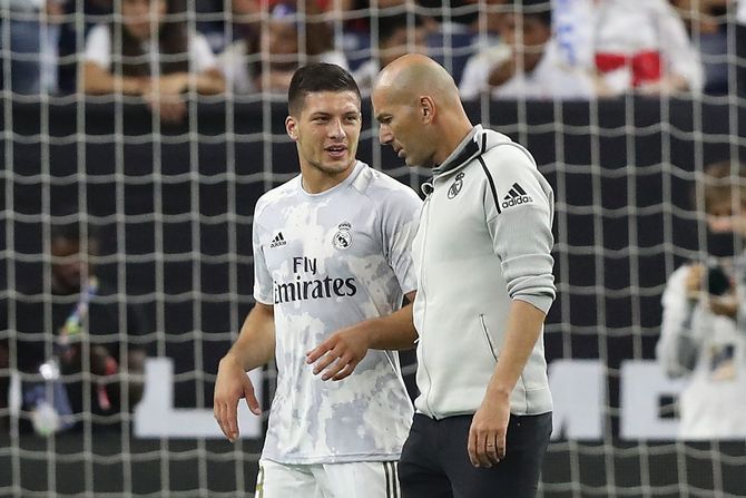 Luka Jović, Zinedin Zidan