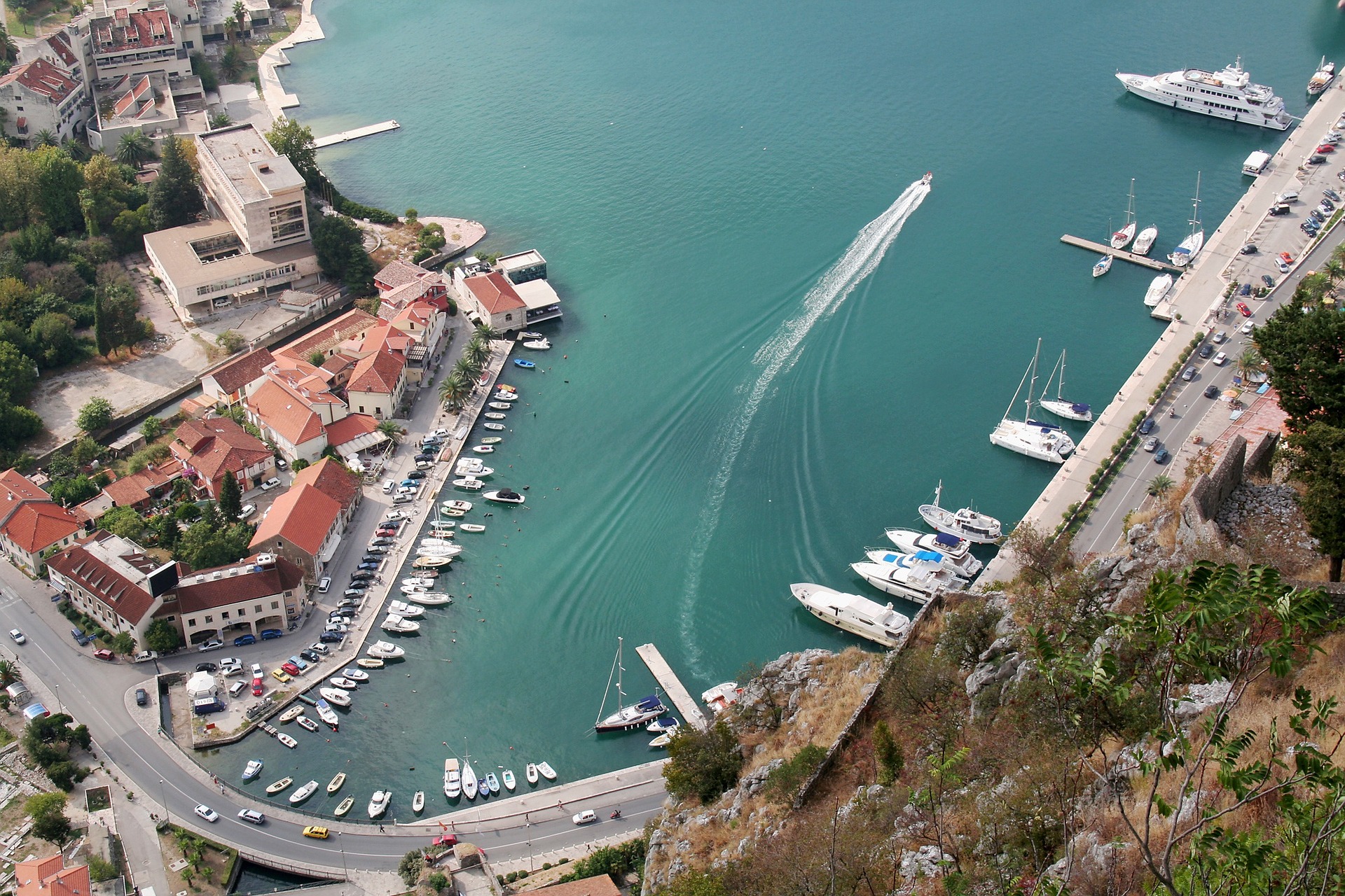 Velika promena režima saobraćaja na najčuvenoj destinaciji u Crnoj Gori