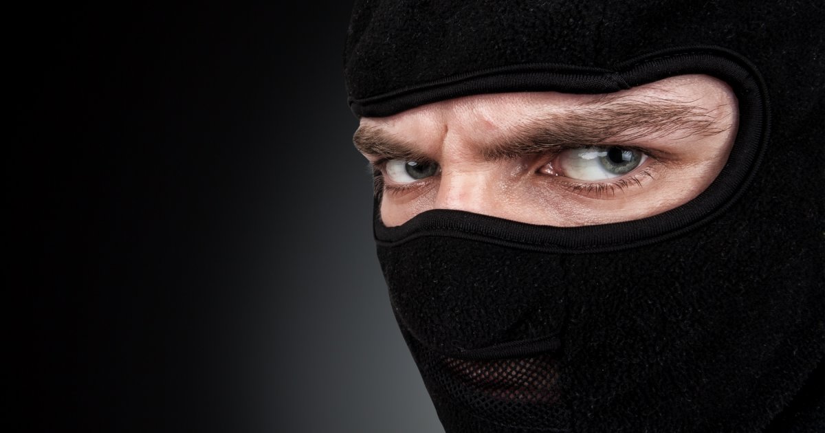 Ušetao u 6 ujutru u pekaru s fantomkom na glavi: Radnica istraumirana, 