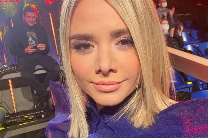 Ana Štajdohar Ana Štajdohar