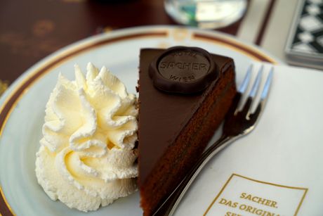 saher torta saher torta