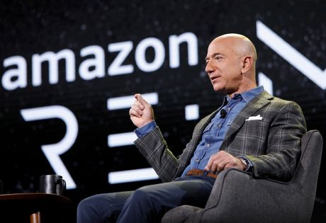 Jeff Bezos, Džef Bezos