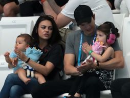 Mila Kunis, Ašton Kučer