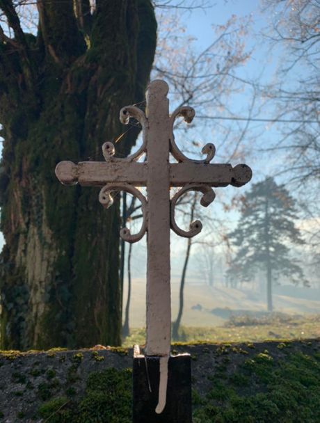 Oskrnavljen cetinjski manastir