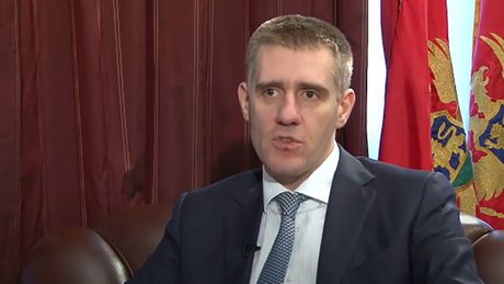 Igor Luksic Igor Luksic