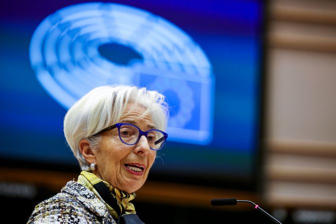 Christine Lagarde,  Kristin Lagard