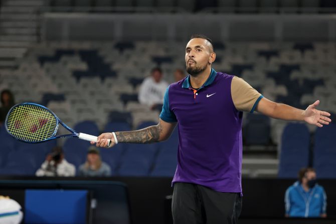 Nick Kyrgios, Nik Kirjos