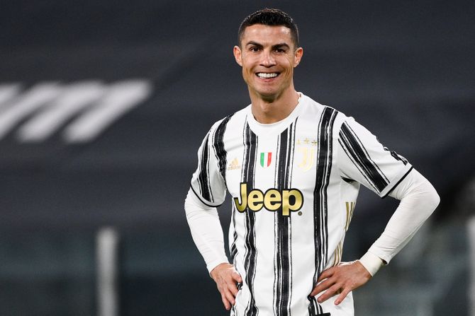 Kristijano Ronaldo, Cristiano Ronaldo Kristijano Ronaldo, Cristiano Ronaldo